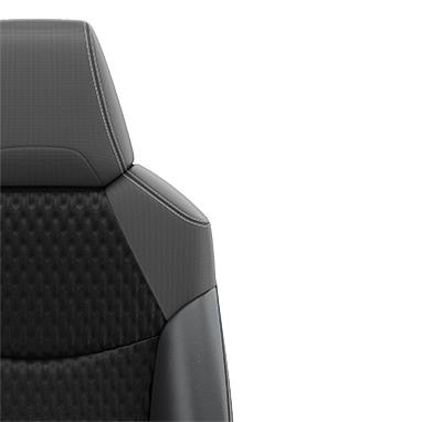 Черные частично кожаные сиденья (LA21)