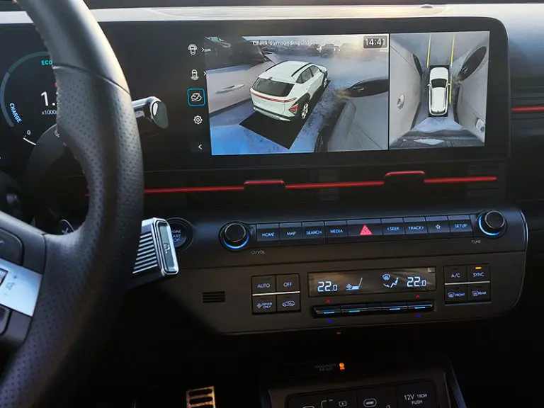 Hyundai KONA Hybrid MY24 Aplinkinio vaizdo monitorius