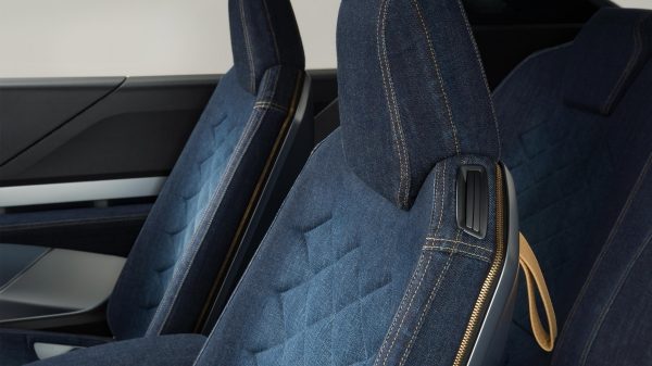 Susipažinkite su „Nissan“ – koncepcinis automobilis – „IDx Freeflow“ – sėdynės galvos atramos detalės
