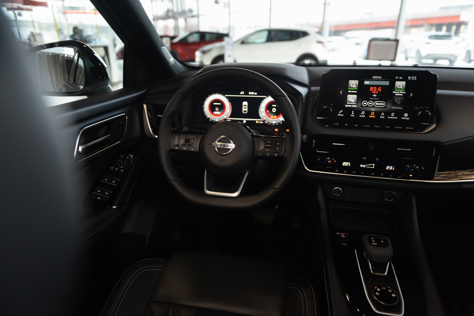 Nissan Qashqai 2021 salonas