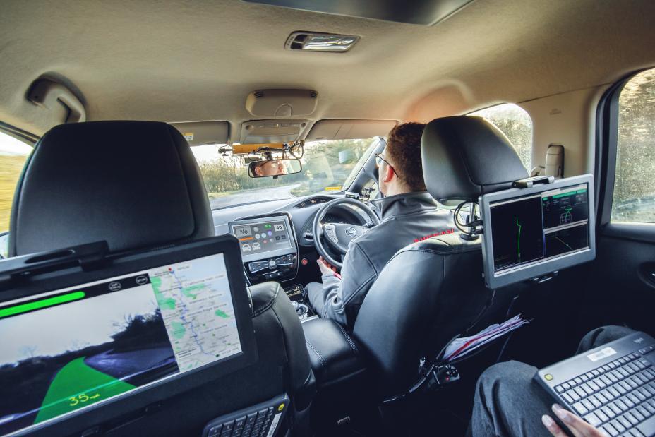 Autonominis Nissan automobilis 2020