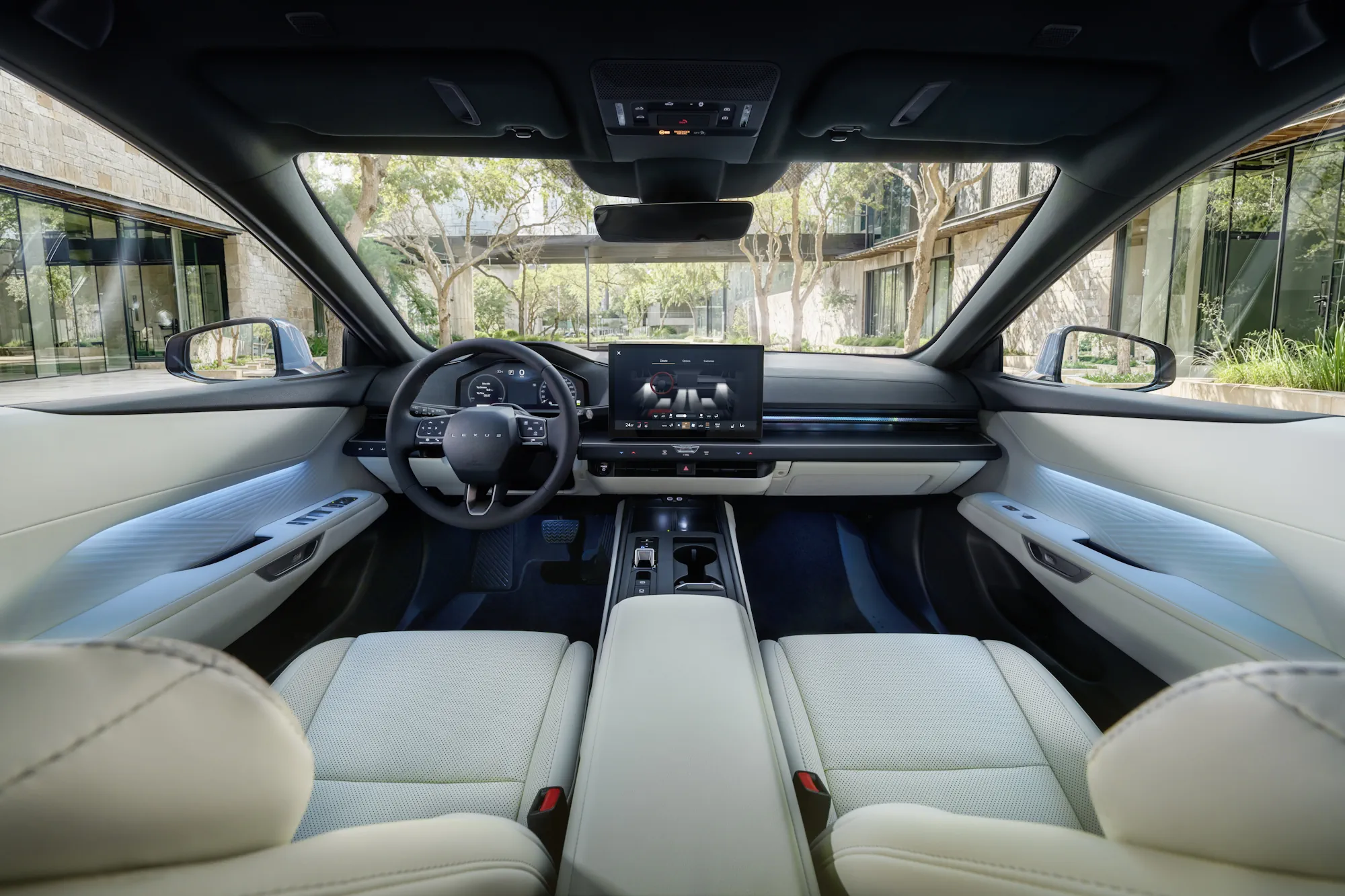 Фото салону нового Lexus ES 2026