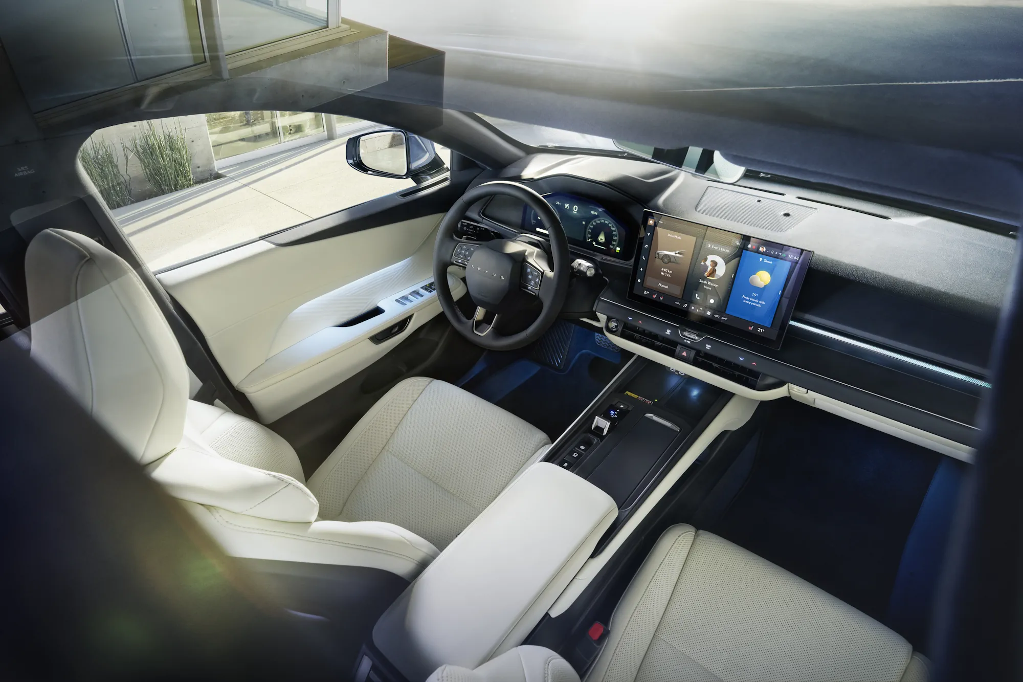 Фото салону нового Lexus ES 2026